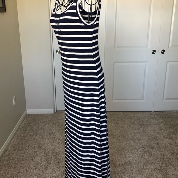 Loft super cute, comfortable maxi dress - Picture 6 of 9